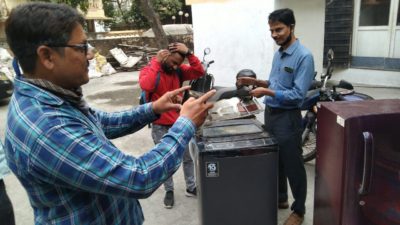 “आ बैल मुझे मार” ,करनाबंद कर अब “आनंद”….।